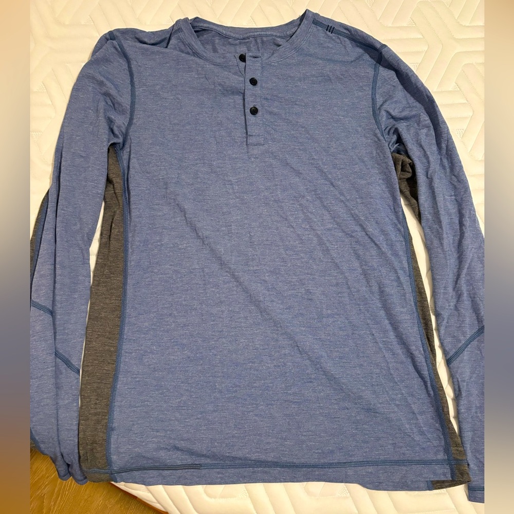 Lululemon Henley - Men’s Medium